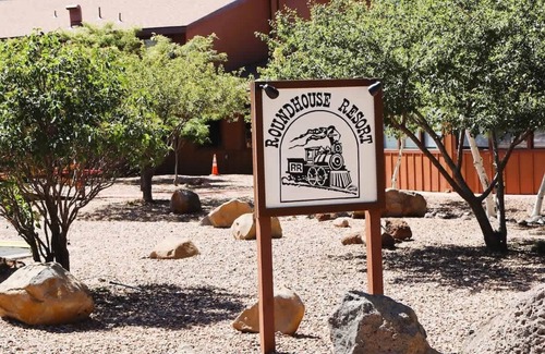 Pinetop Condo | Relax, Recharge, and Hike On! 2BR Condo