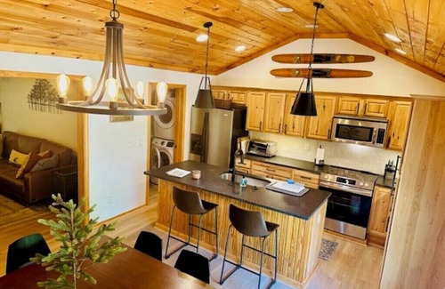 Lake Lure House | Relax & Reconnect at Lake Lure