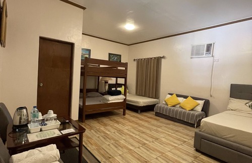 Liliw Bed & Breakfast | RELAX. UNWIND. REFRESH, OUR MOUNTAIN RESORTS AWAITS