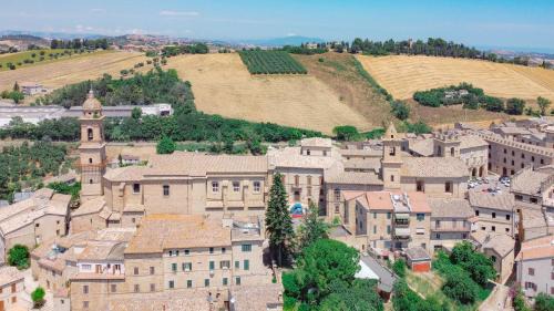 Morrovalle Apartment | Relax & Views in Le Marche