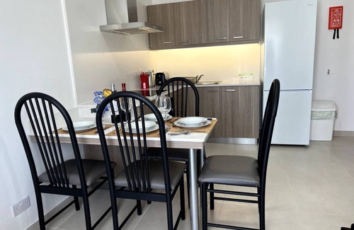 Għadira Apartment | Relax with the whole family at this peaceful place to stay