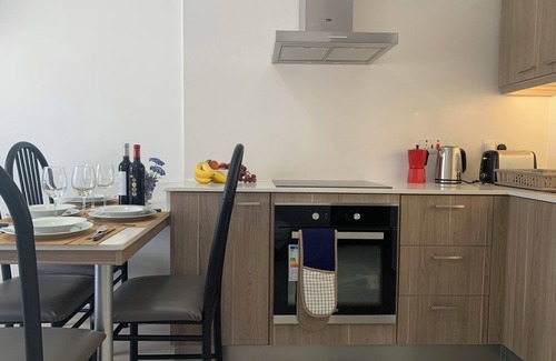 Għadira Apartment | Relax with the whole family at this peaceful place to stay