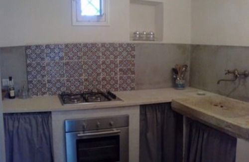 Erice House | Relaxation in ancient villa Erice valley 15' sea, hot tube, garden, bbq, free parking
