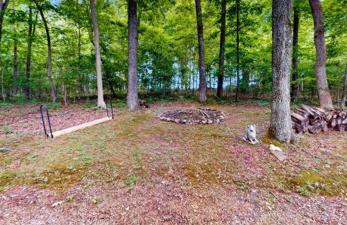 Flat Hollow Marina House | RelaxAwhile Cabins-GetAway Grove