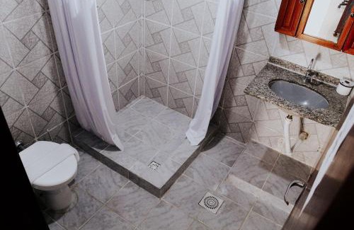 Piratininga House | Relaxe no frescor de Niterói
