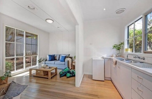 Sorrento Cottage | Relaxed Sorrento Coastal Living