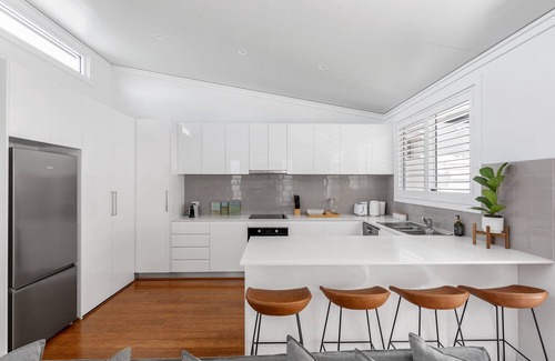 Brookvale House | Relaxing 2-Bed Home Close to Beaches and Parks