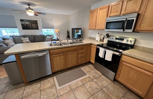Beattyville House | Relaxing 2 bedroom home minutes away from PMRP