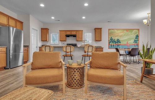 Lake Waccamaw House | Relaxing 3-Bedroom Lake Waccamaw Home with Canal Views, AC & WiFi