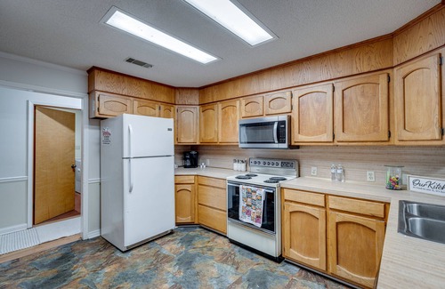 Fairbanks House | Relaxing 4 bedroom home in the country