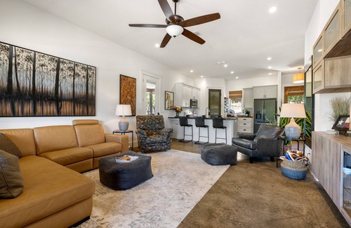 Austin House | Relaxing Austin Stay | Charming House on 5 Quiet Acres