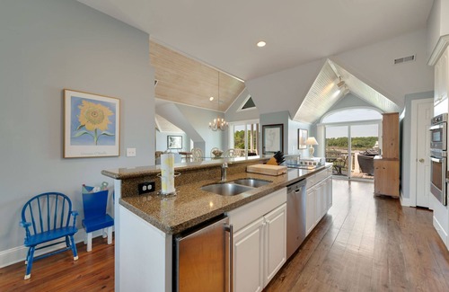 Debordieu Colony House | Relaxing Beach House, featuring a pool table, elevator and grill Daniel