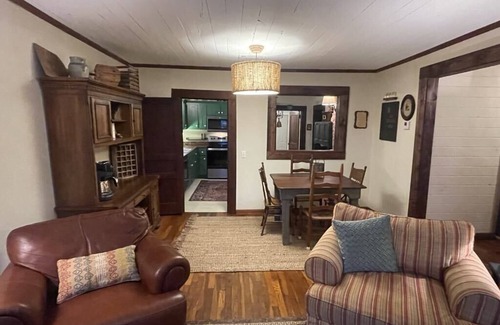 Chewalla House | Relaxing country home with great views and quite, peaceful surroundings