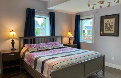Southwest Mission House | Relaxing Lakeview 2 bedroom entire suite