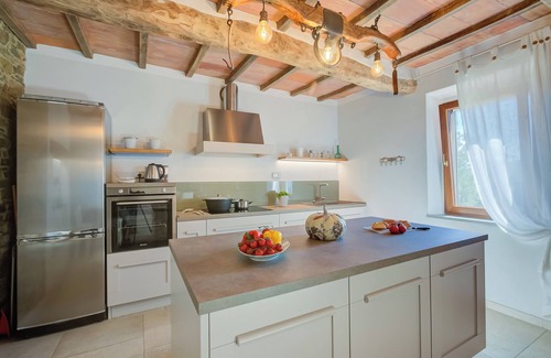 Bucine House | Relaxing Margherita Home Private Garden, Bucine, Italy
