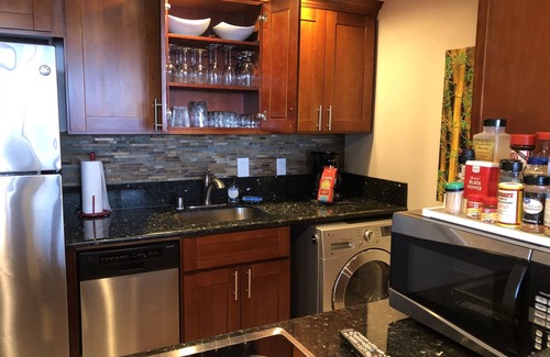 Maalaea Condo | Relaxing Ocean Front Views on Maui! Island Sands Condominium