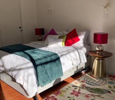 Beechworth House | Relaxing Retreat, 900m walk to shops & restaurants