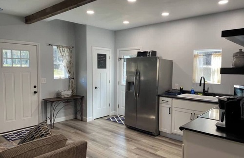 New Hill Apartment | Relaxing Retreat Near Jordan Lake