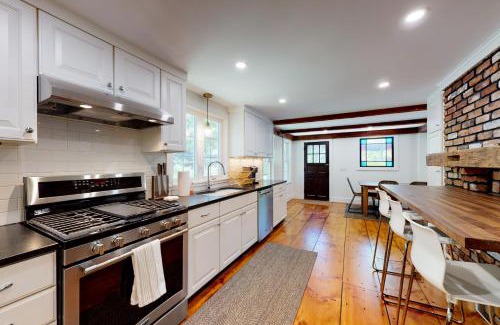 Yarmouth Port House | Relaxing Retreat