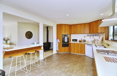 Kaiapoi House | Relaxing Rural Getaway – Near Kaiapoi Lakes, Room to Roam