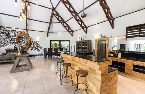 Umalas Villa | Relaxing Tropical Oasis nestled between Canggu & Seminyak