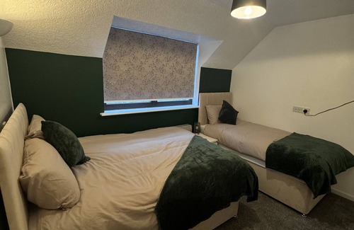Coleshill House | RelaxingNightsAway