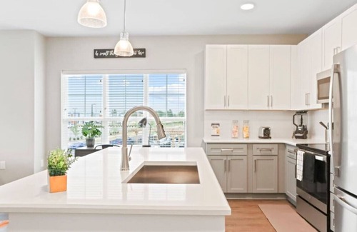 Paw Creek Condo | Reluxme | Stylish 2BR w/Balcony, Gym & Pool
