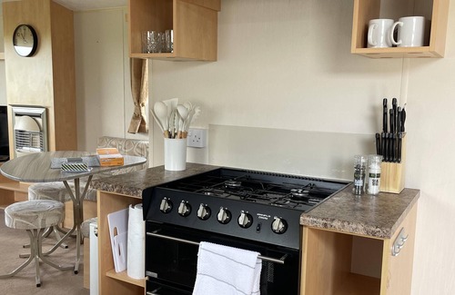 Seasalter House | Remarkable 2-Bed Holiday home in Whitstable
