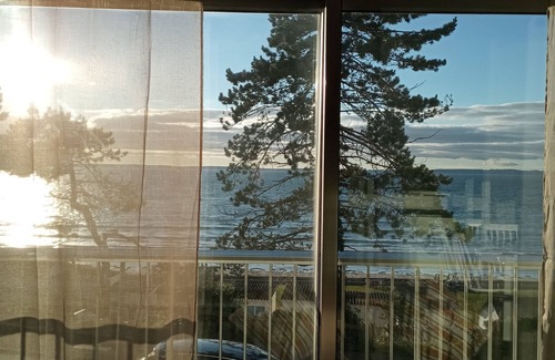 Douarnenez Communaute Apartment | Remarkable residence facing the wonderful Bay of Douarnenez!