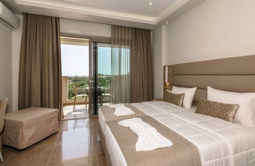 Amoudi Hotel | Remezzo Studios & Apartments