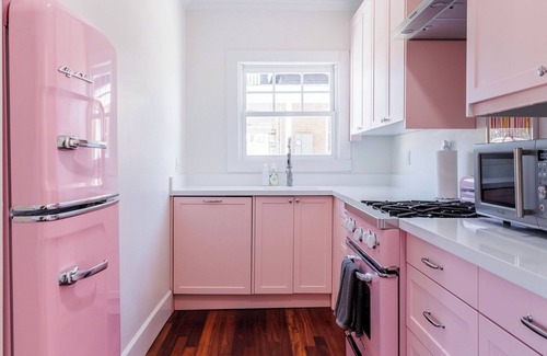 West Second Street Historic District House | Remodeled 1920s Bungalow & Retro Casita
