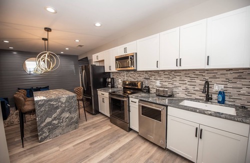 Dawsonville House | Remodeled 2 bedroom home 4 beds Dawsonville 7 miles Atlanta Motorsport