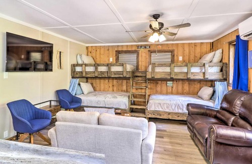 Elizabeth House | Remodeled Cabin with Fire Pit on Norfork Lake!