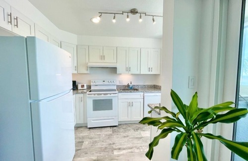 Bolongo Bay Condo | Remodeled Condo! Private Balcony/On the Water/Listen to the Waves! OMG Sunsets!