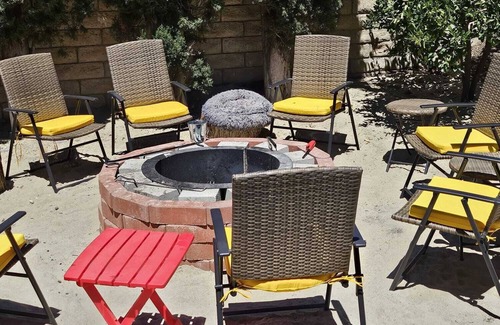 Thousand Oaks House | Remodeled Designer Westlake Entertainers Home Steam Spa Walkable to Restaurants