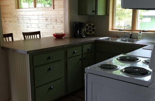Germfask Cottage | Remodeled Lake Front Cottage On S. Manistique Lake, Great Views And Fishing