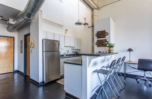 Poncey-Highland Apartment | Remodeled Loft Next to Ponce City Market (on Beltline)