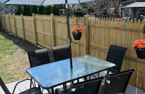 Watertown House | Remodeled Townhouse close to Boston