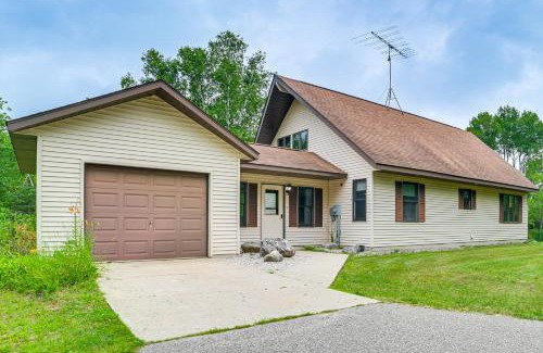 Hulbert Township House | Remote and Peaceful Getaway with Games in Eckerman