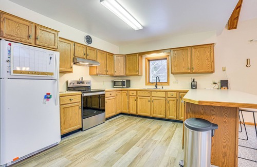 Hulbert Township House | Remote & Peaceful Getaway w/Games in Eckerman