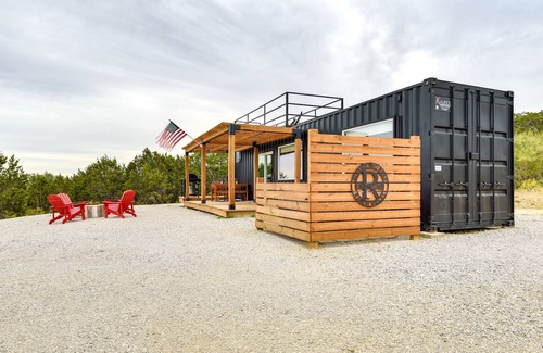 Thurber House | Remote Strawn Container Home with Hot Tub!