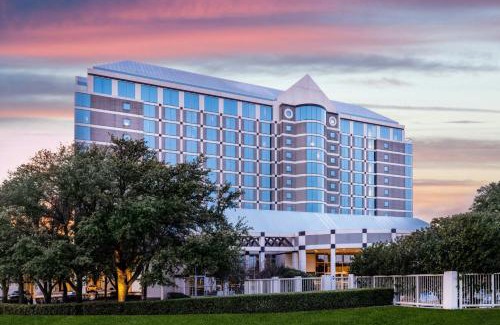 Farmers Branch Hotel | Renaissance Dallas North Hotel