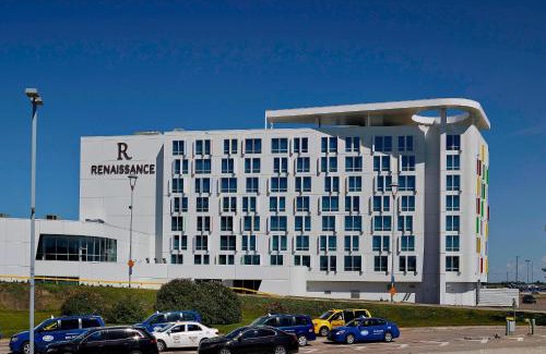 Edmonton International Airport Hotel | Renaissance Edmonton Airport Hotel