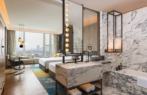 Yuhang District Hotel | Renaissance Hangzhou Northeast Hotel