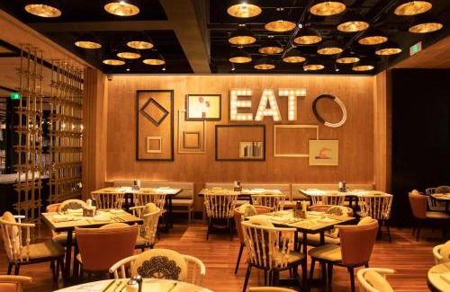 Yuhang District Hotel | Renaissance Hangzhou Northeast