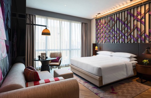 Liangqing District Hotel | Renaissance Nanning Hotel