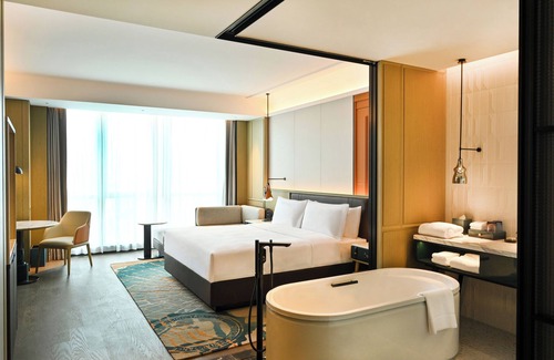 Chengyang Hotel | Renaissance Qingdao Hotel