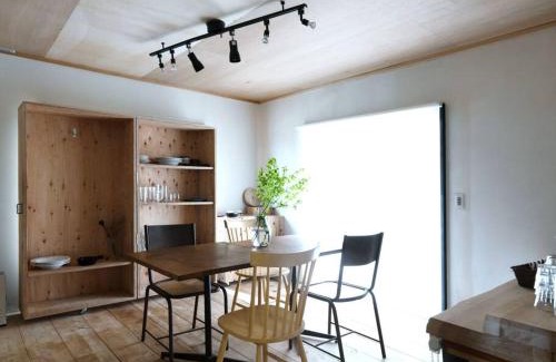 Minamitsuru-gun Villa | Renewal Open! 【urban’s camp fuji】ウッドデッキでBBQ可！新装別荘！