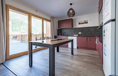 Saint-Jean-de-Maurienne Apartment | Renovated apartment with terrace for 14 people