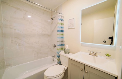 Falmouth Apartment | Renovated 1 bedroom in Downtown Falmouth
